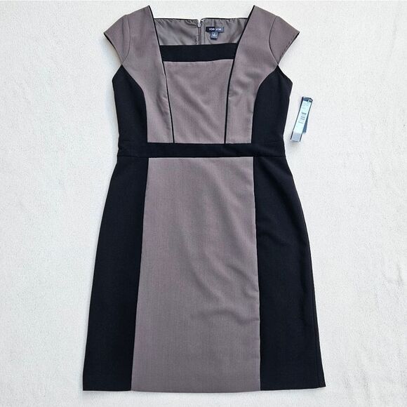 Voir Voir Taupe and Black Cap Sleeve Sheath Dress - Picture 12 of 12